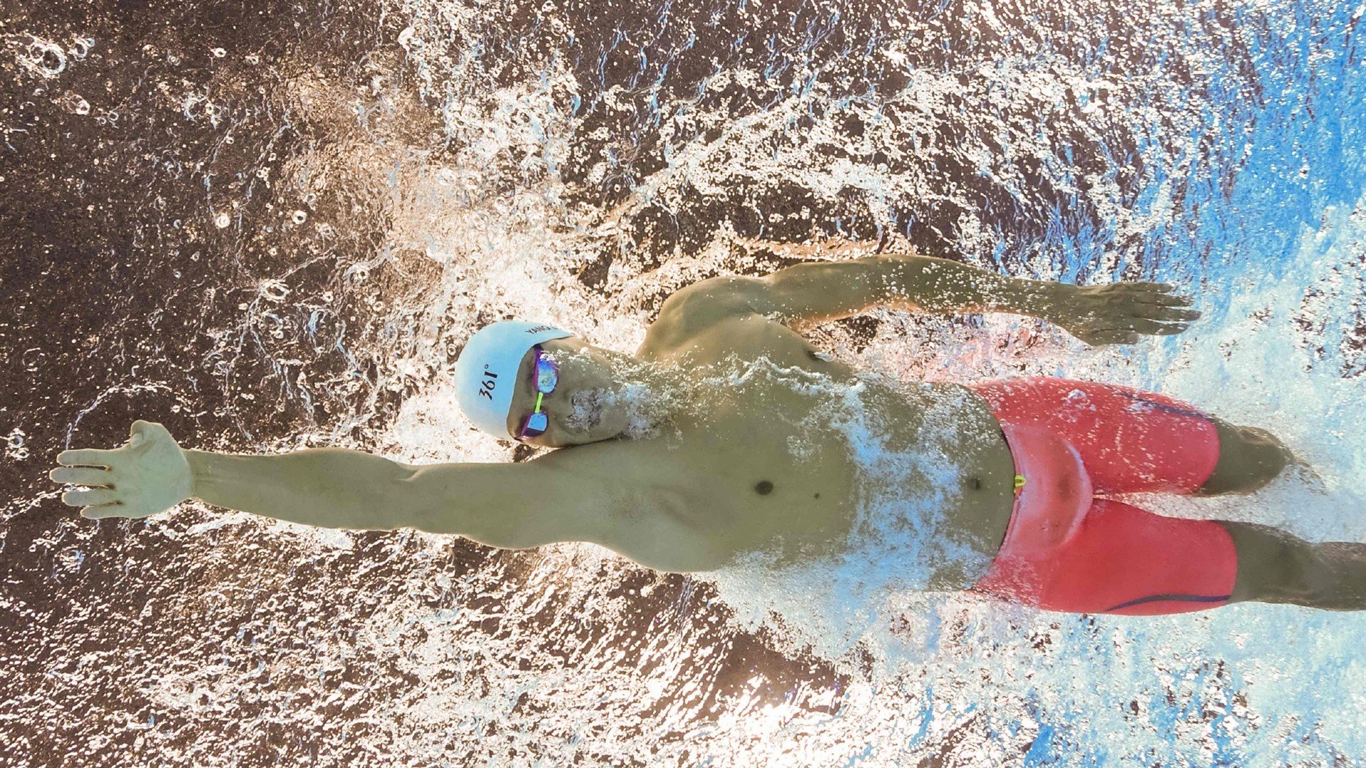 爱游戏ayx-中国男篮年轻球员表现突出 未来发展潜力巨大，中国年轻男篮球运动员